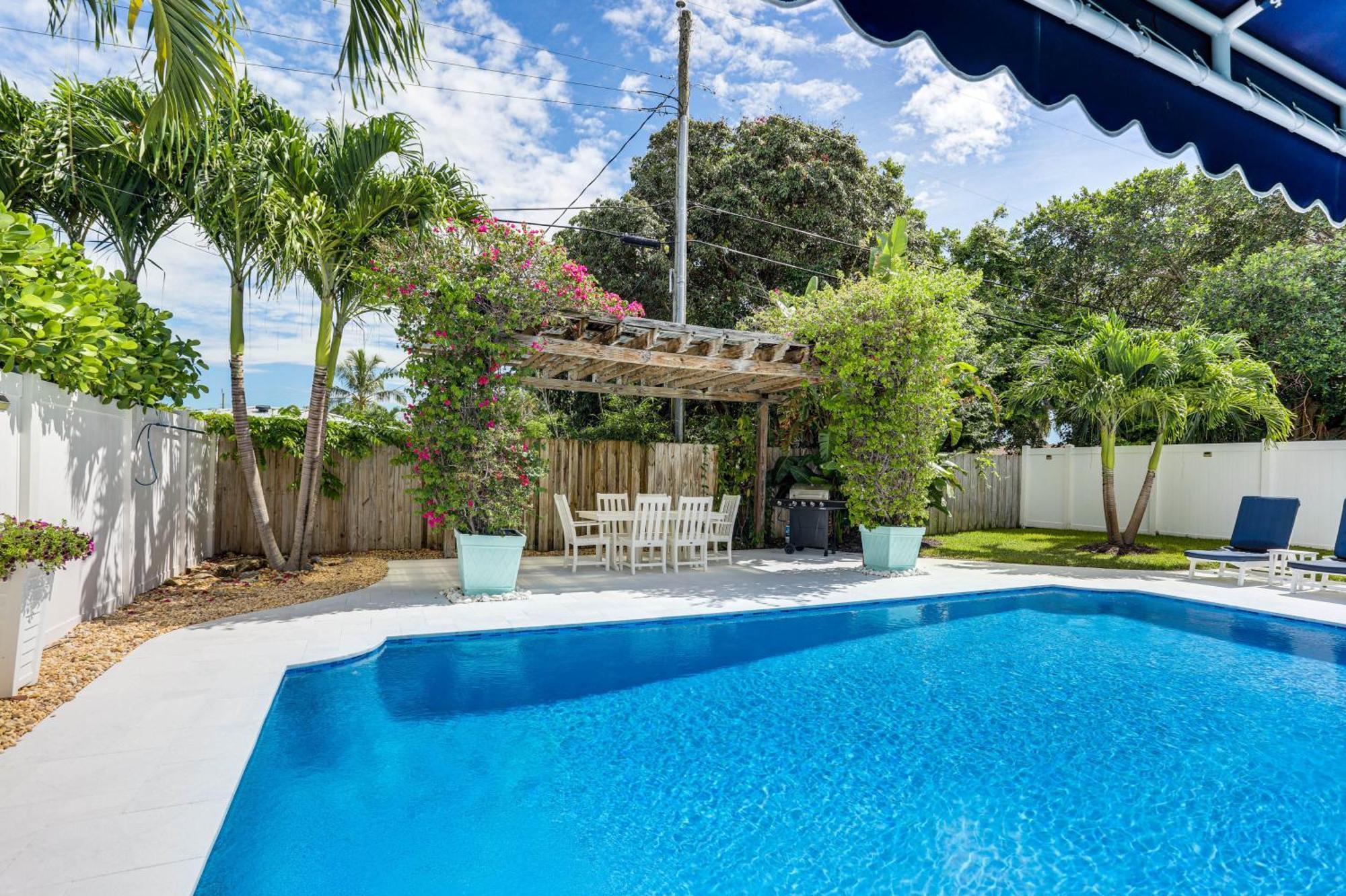 Coastal Villa With Private Yard And Heated Pool! นอร์ธปาล์มบีช ภายนอก รูปภาพ